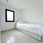 Stella Maris 아파트